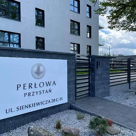 Caloroczny Perlowa Przystan * Kołobrzeg